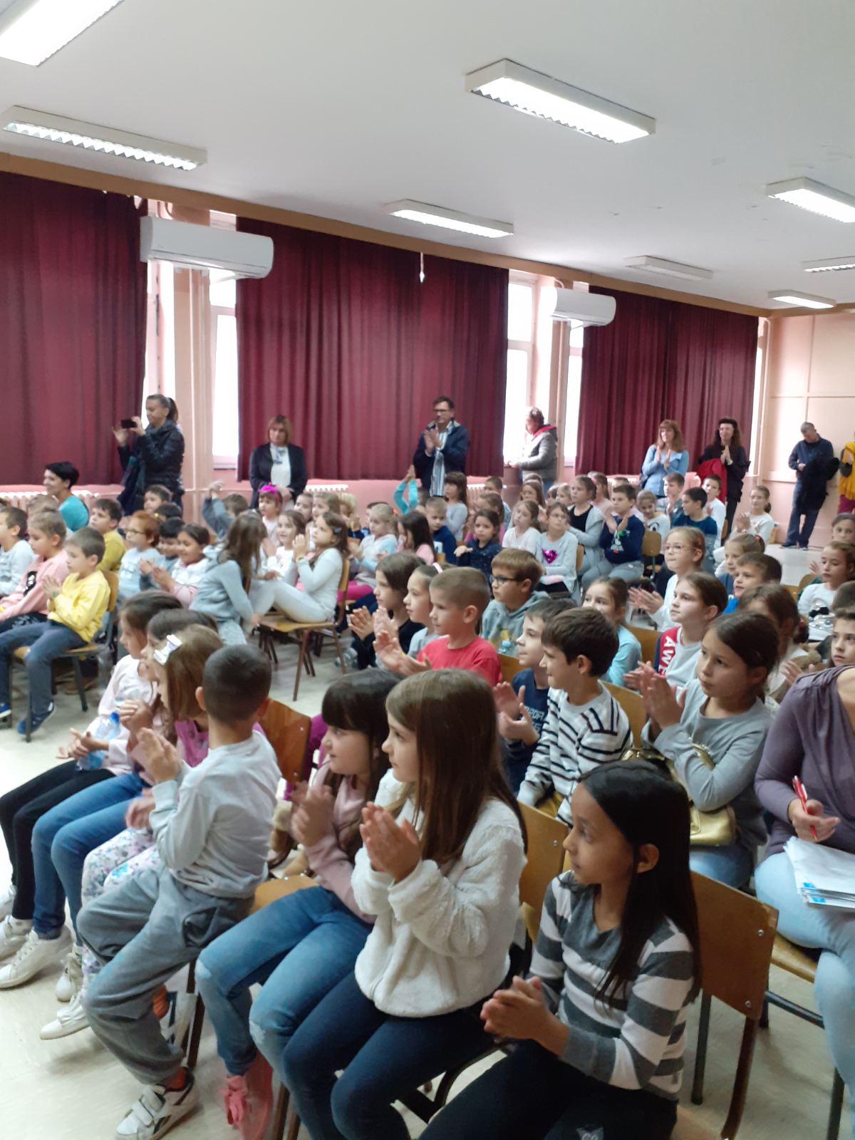 IMG-52ce1241777c4b3bf1a6d99d4a3d1935-V