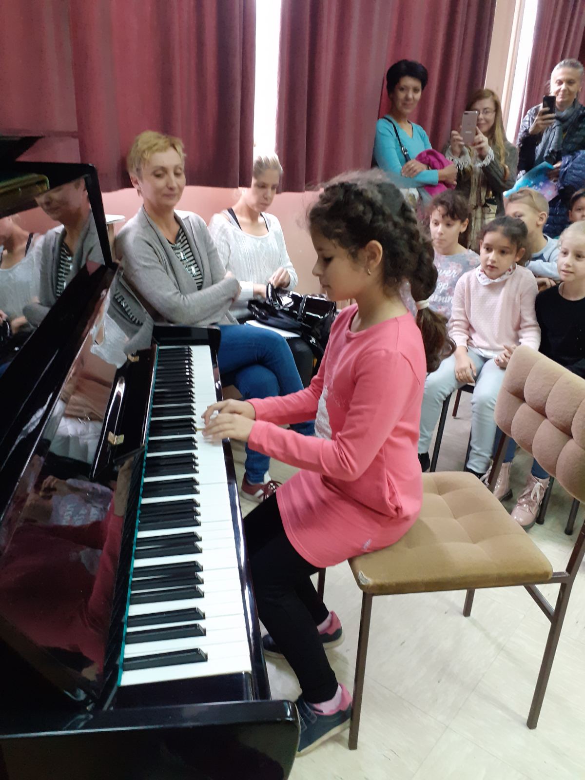 IMG-f1d151b4de27d8f50f0037d8fb784240-V