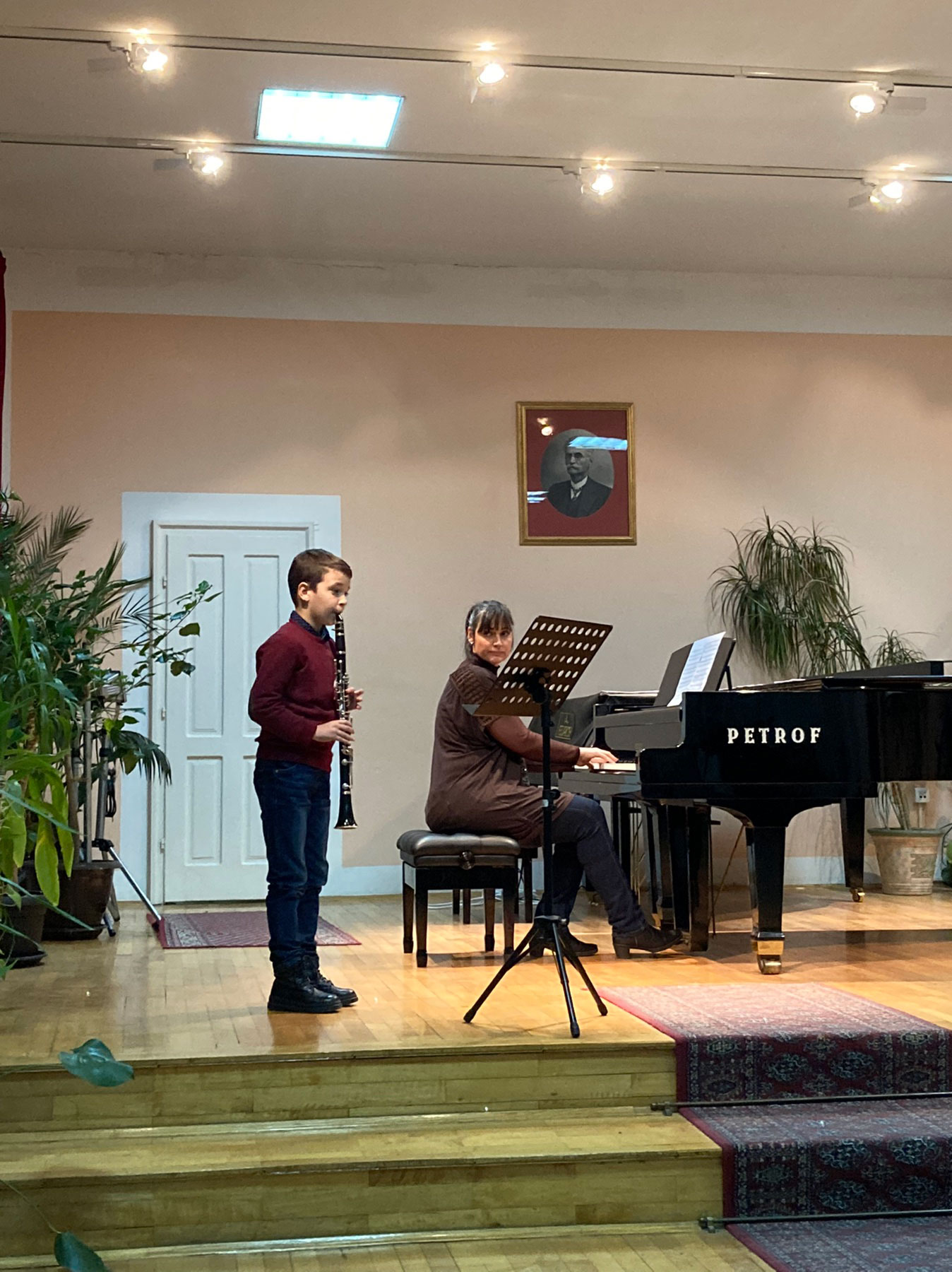 насловна